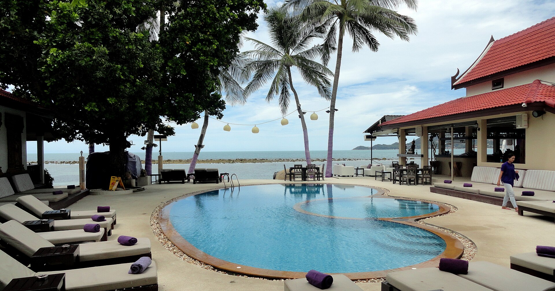 Chaweng Beach shoreline