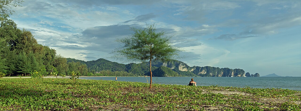 Nopparat Thara Beach and shallow water