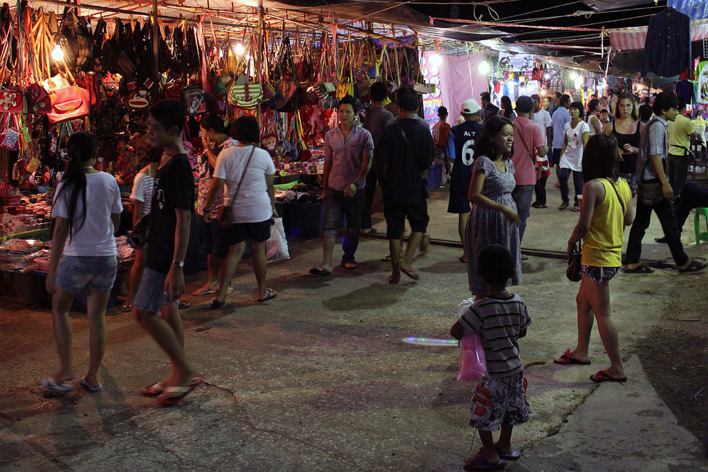 Vibrant Nights in Ko Samui